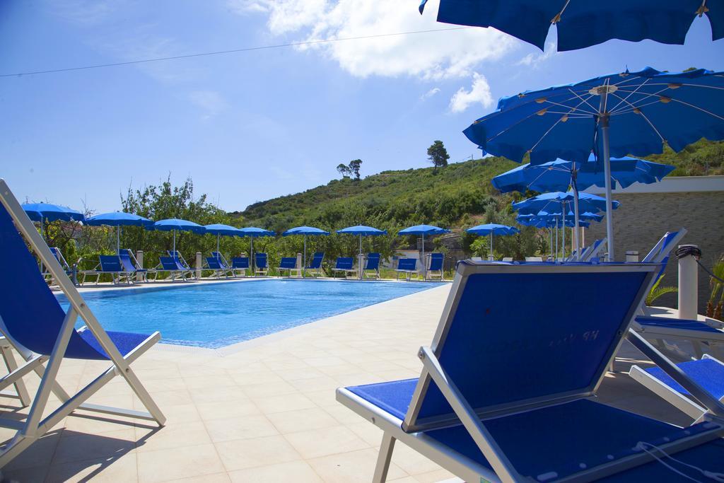Hotel Residence Villa Ascoli ヴィエステ エクステリア 写真